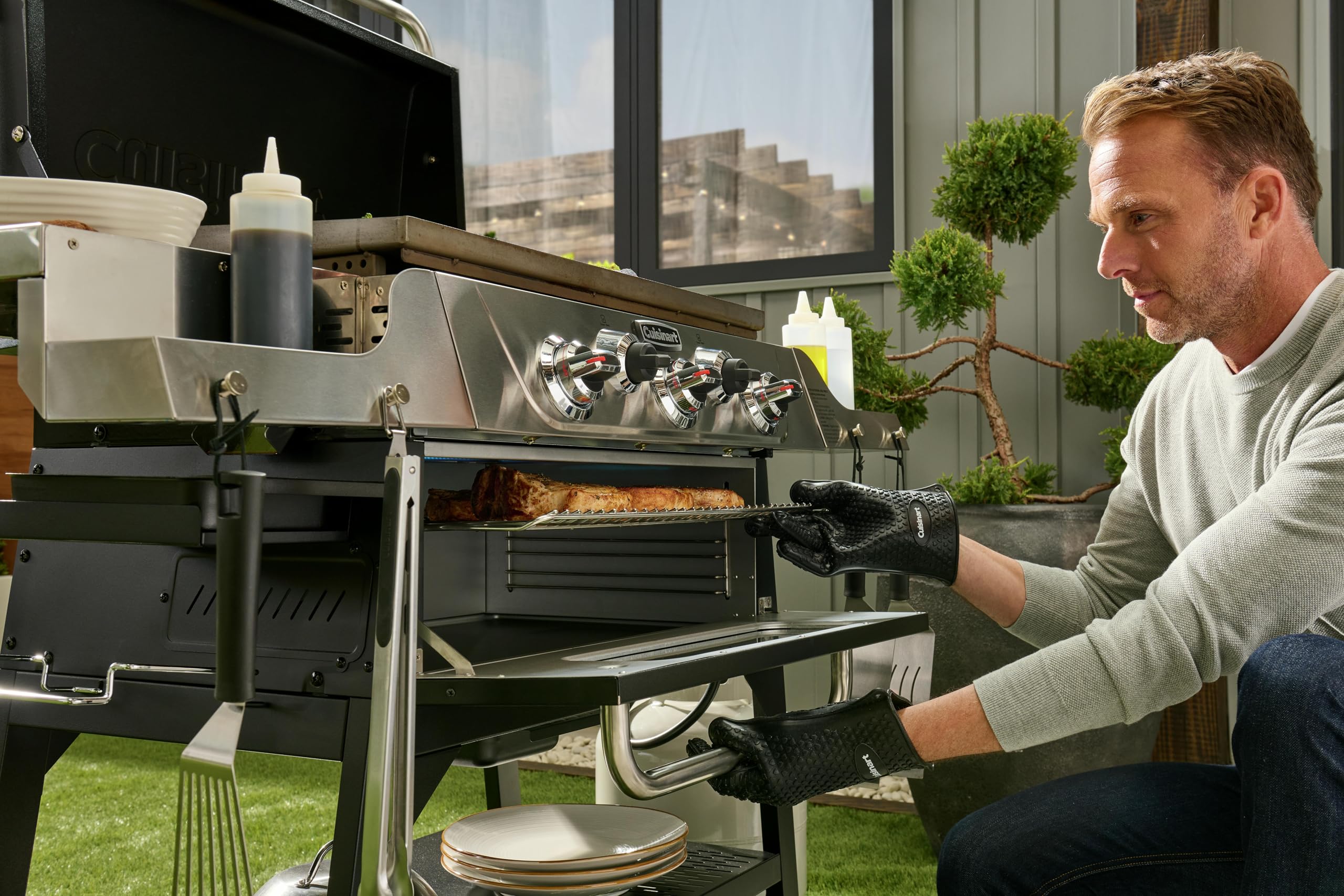 cuisinart-28-outdoor-griddler-broiler-combo-2-in-1-carbon-steel-flat-top-grill-a image 8