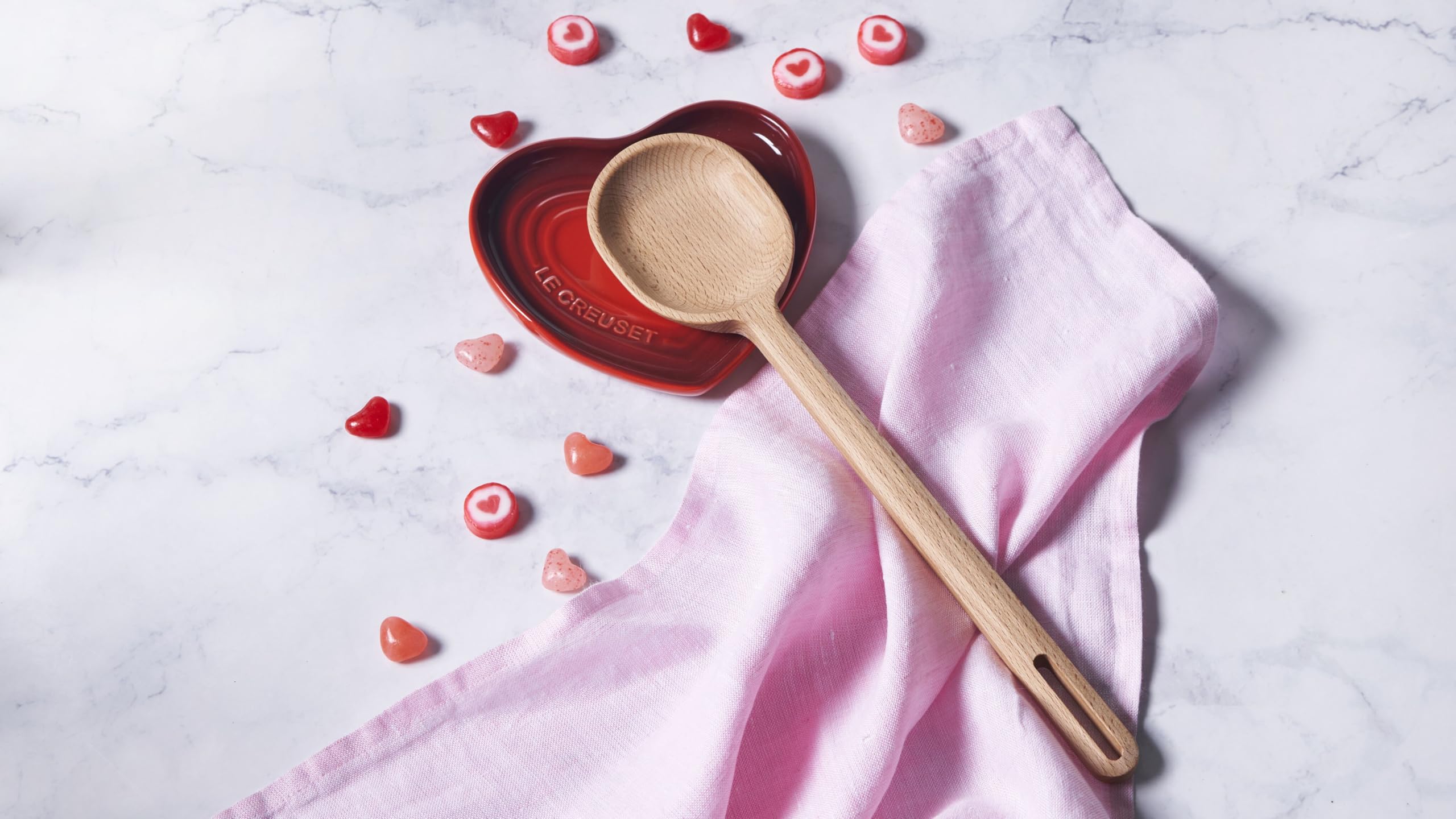 le-creuset-signature-wooden-spoon-fsc-certified-beech-wood image 6