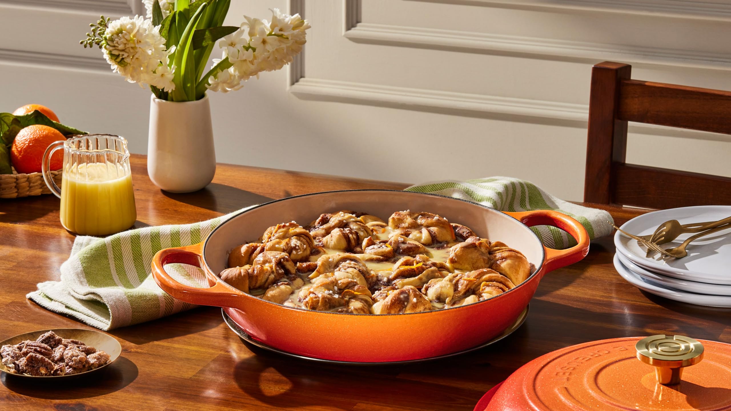 le-creuset-enameled-cast-iron-signature-braiser-3-5-qt-flamme-doree image 7