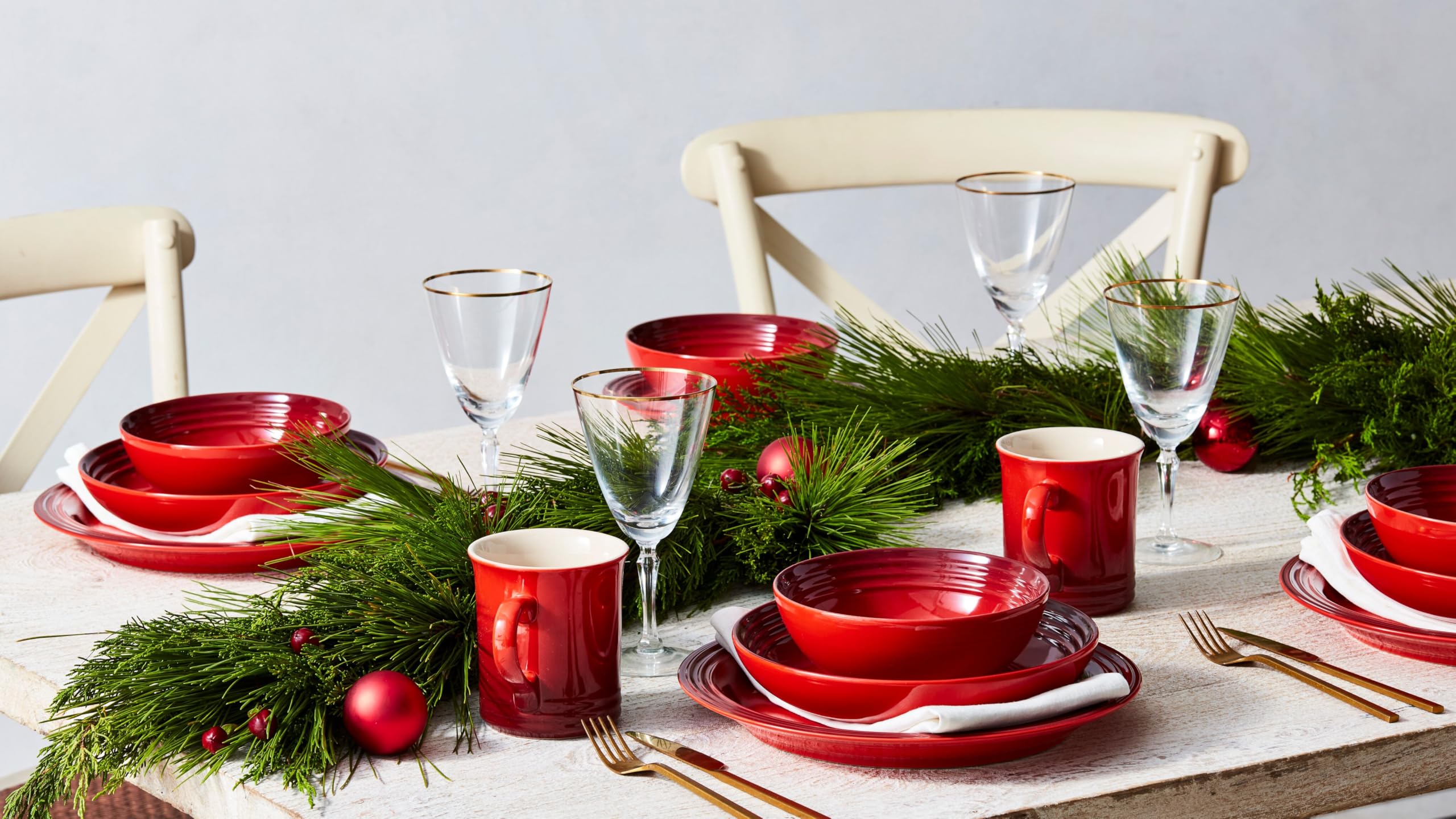 le-creuset-stoneware-dinnerware-set-16-piece-sea-salt image 8