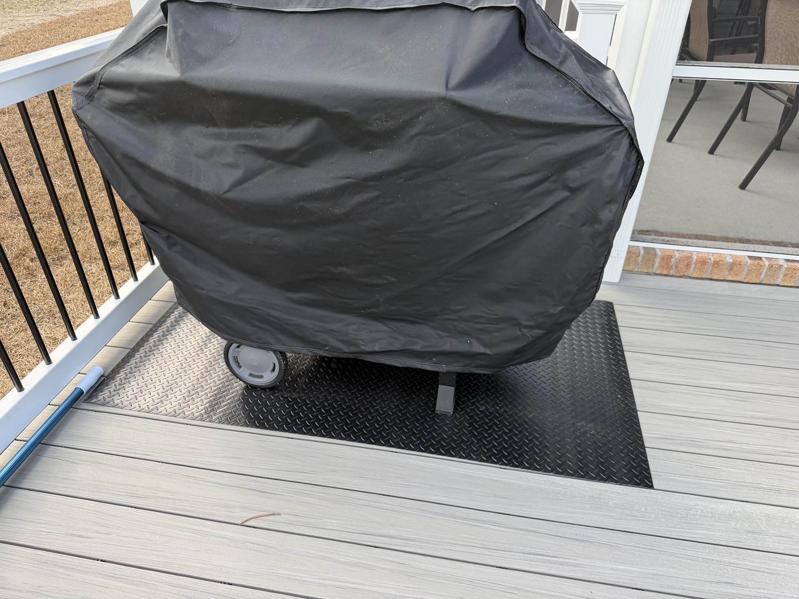 Excellent mat for under my grill
