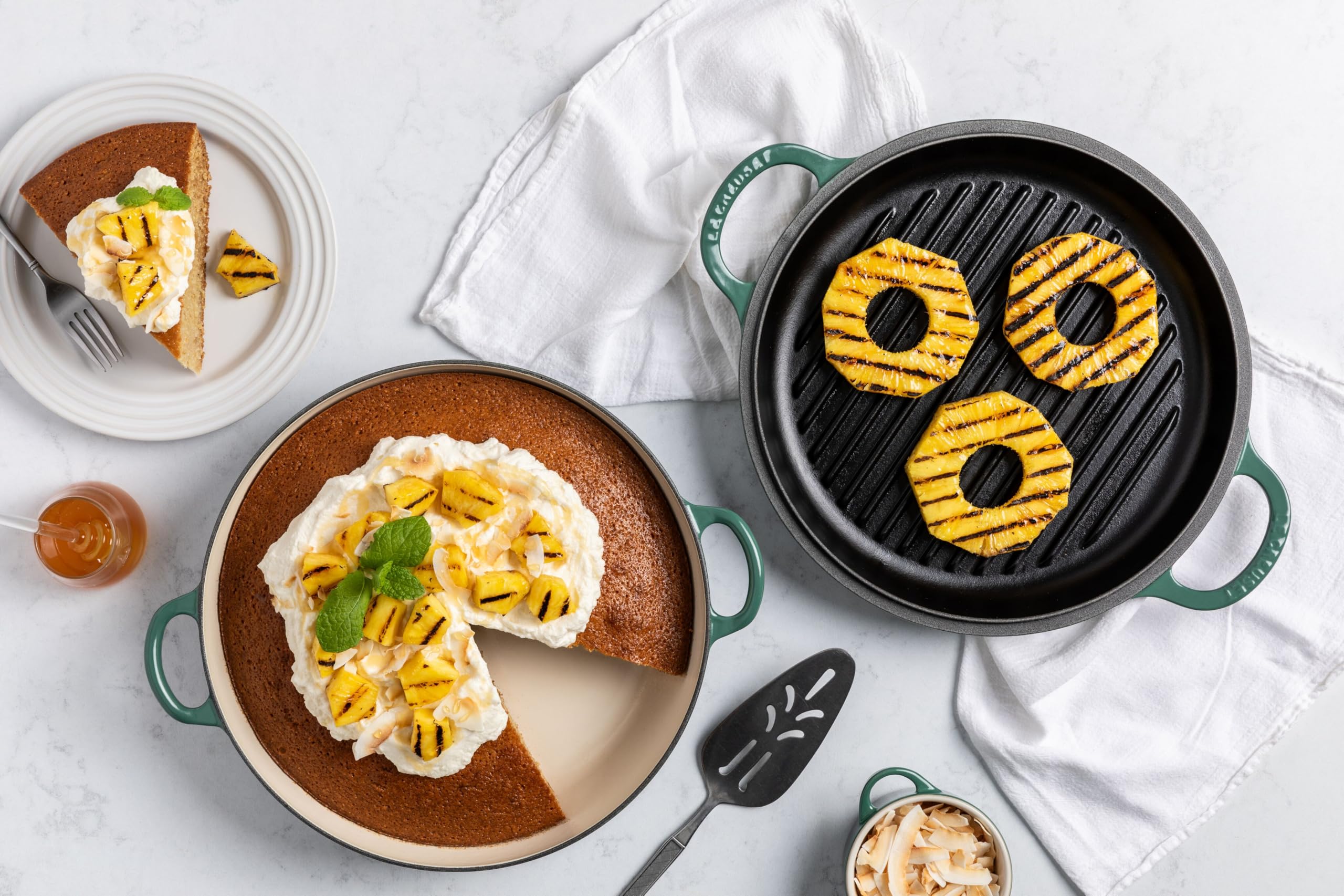 le-creuset-enameled-cast-iron-multifunction-braiser-with-grill-pan-lid-3-5-qt-ar image 4
