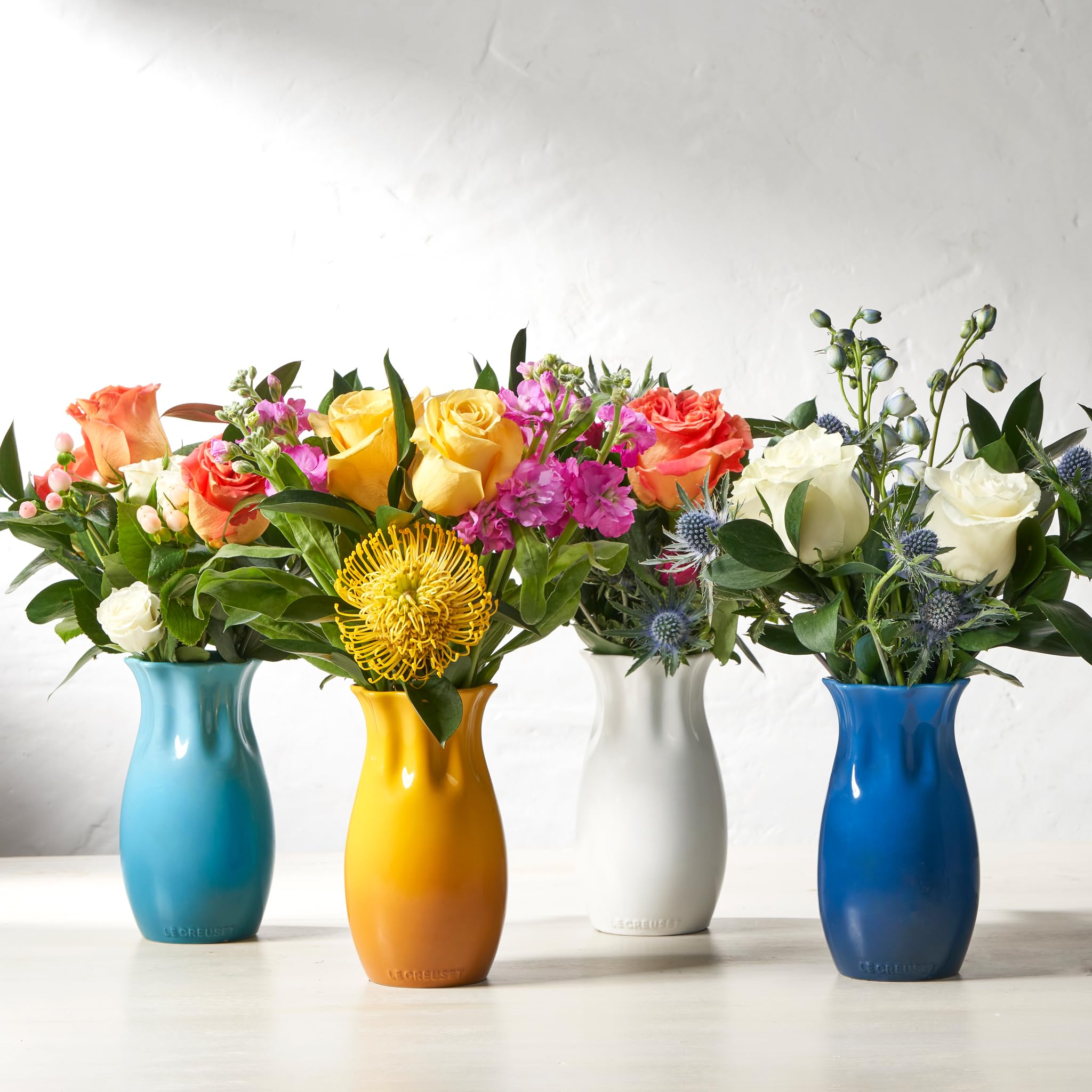 le-creuset-stoneware-small-vase-6-5-x-3-5-marseille image 5