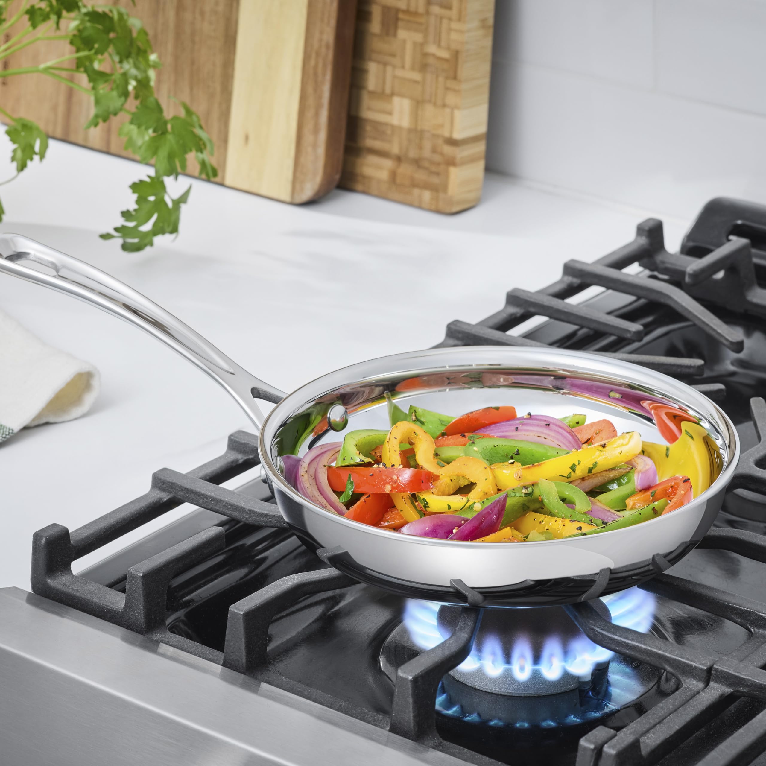 cuisinart-pureclad-triple-ply-8-stainless-steel-skillet-pct22-20 image 3