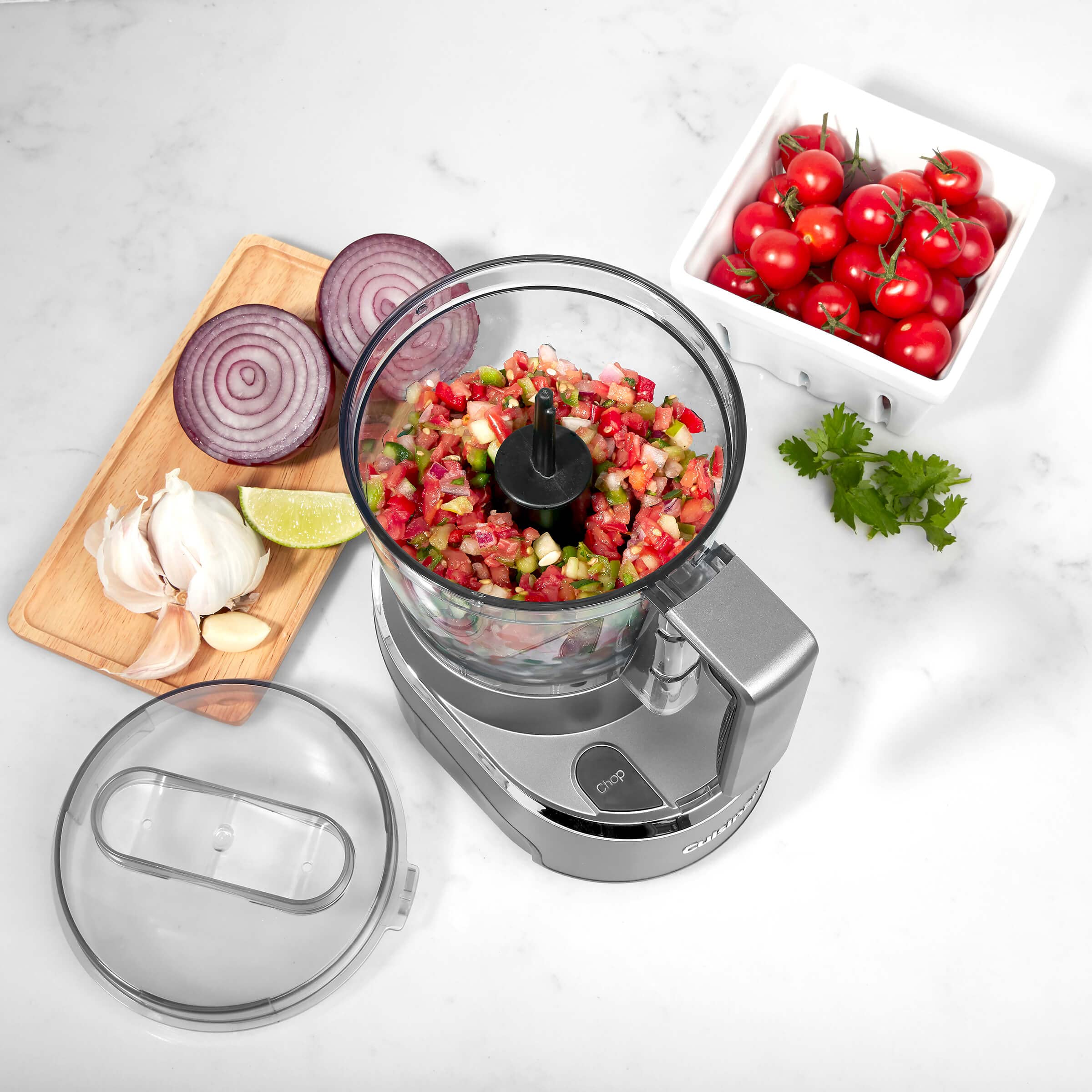 cuisinart-rmc-100-cordless-rechargeable-4-cup-mini-food-processor-chopper-black image 3