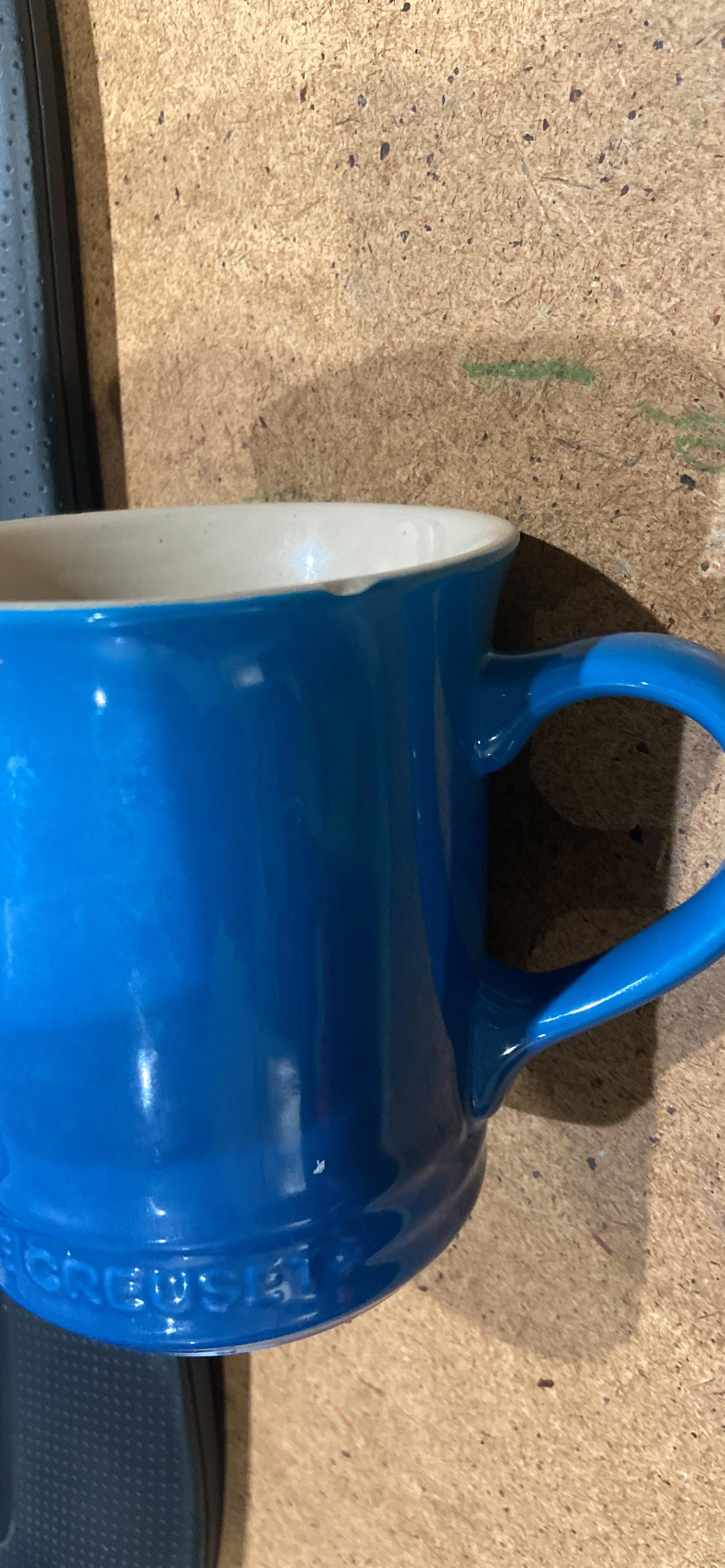 Cute kettle and mugs
