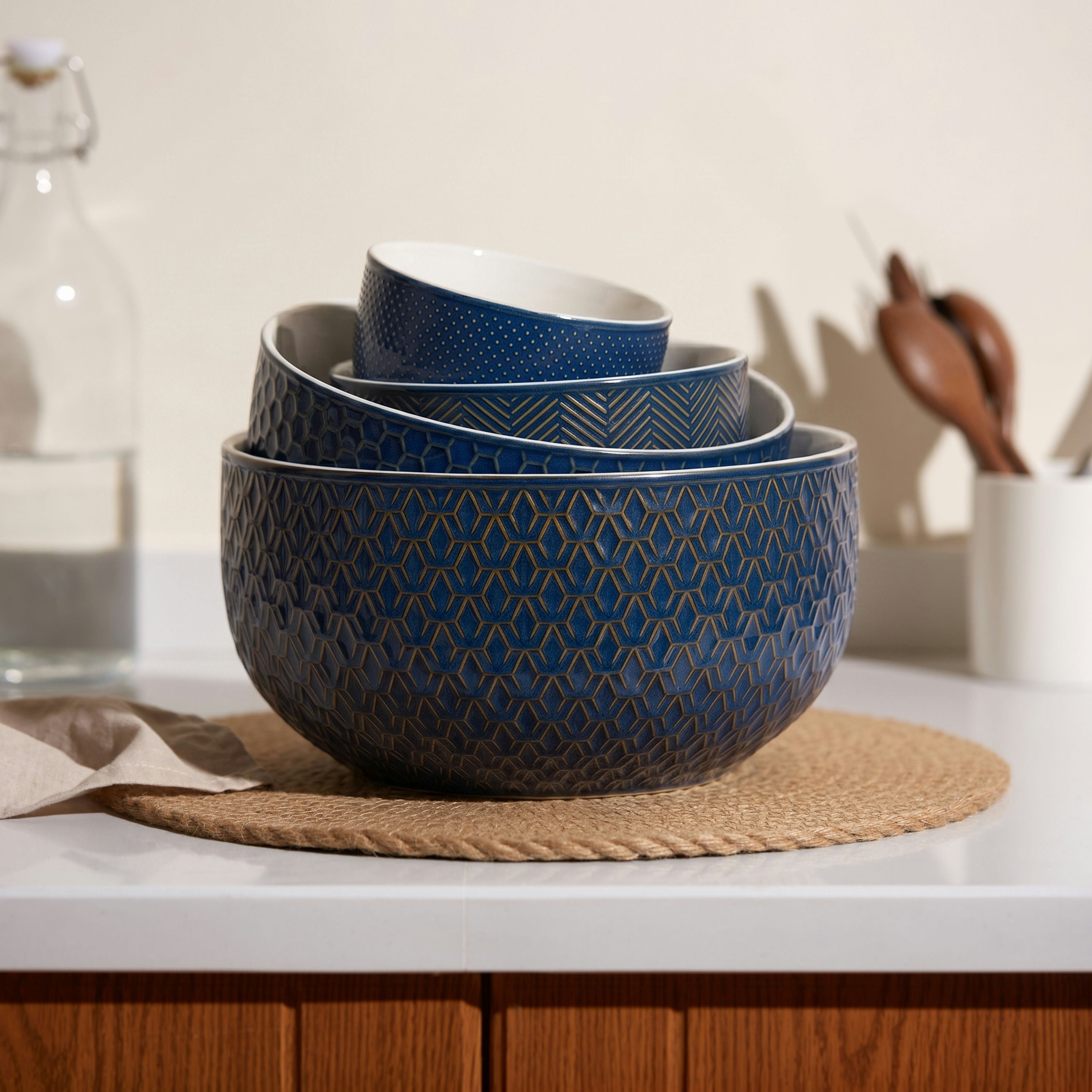 kook-narbonne-nesting-bowls-20-44-98-145-oz-set-of-4-cream-stoneware-with-copper image 7